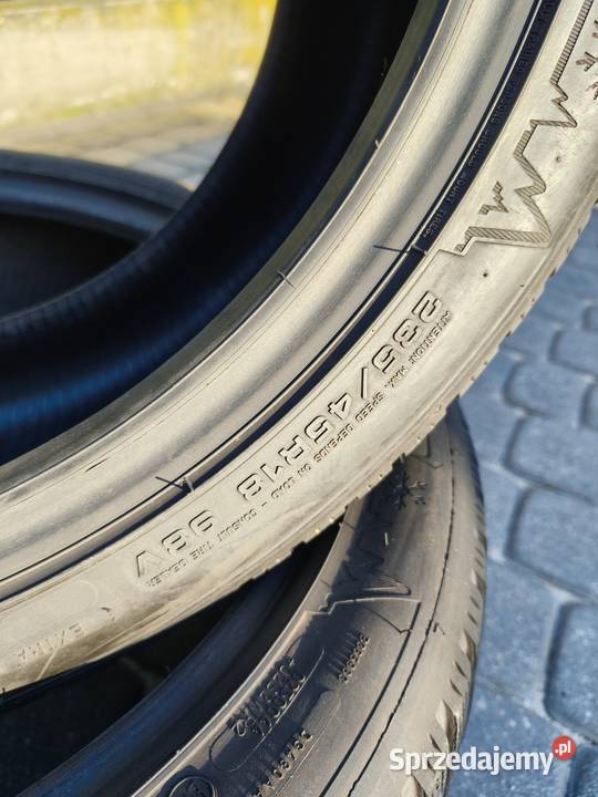 Opony 235 45 18 zima Dunlop Warszawa