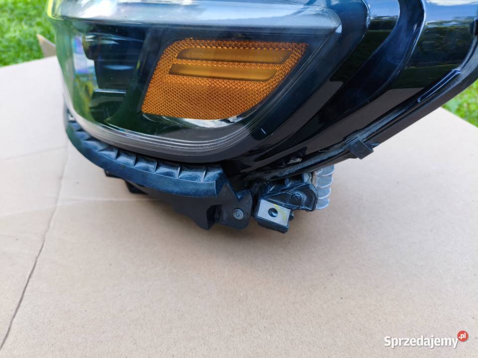 Lampa lewa Jeep Cherokee KL 18 full LED