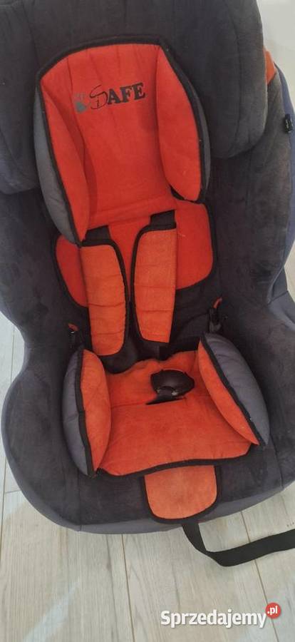 Fotelik samochodowy Akcesoria Przedbórz sprzedam