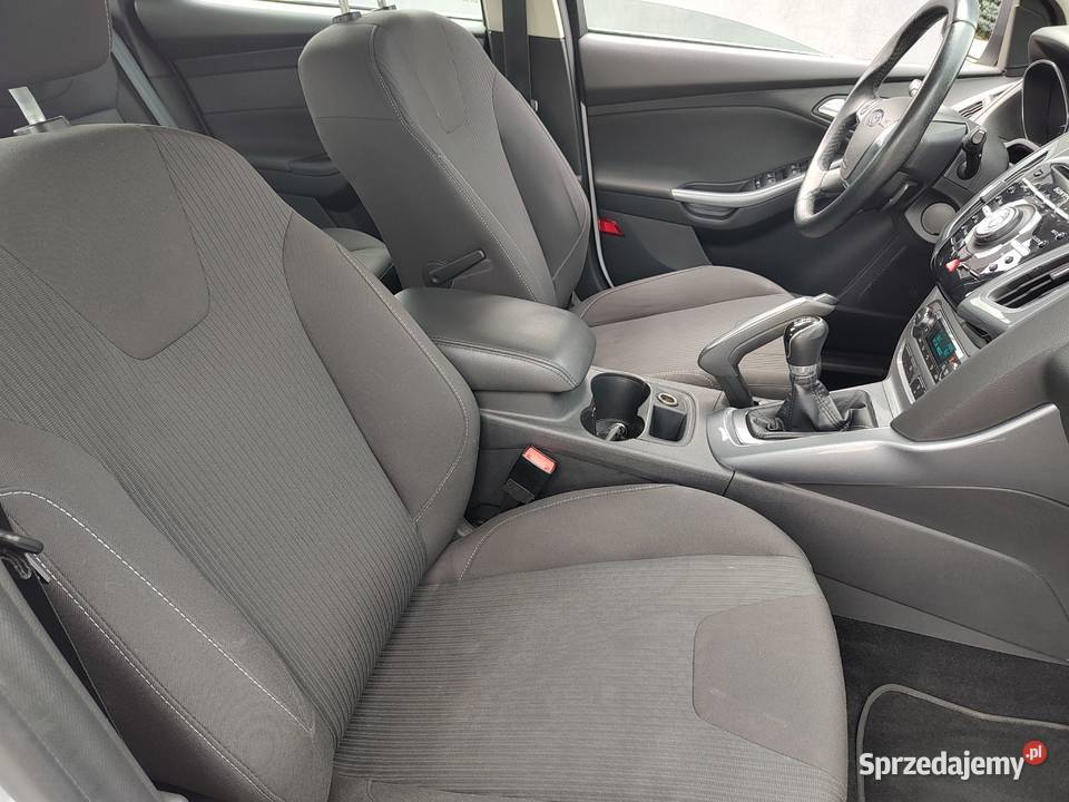FORD FOCUS 16 BENZYNA Rok produkcji 2011