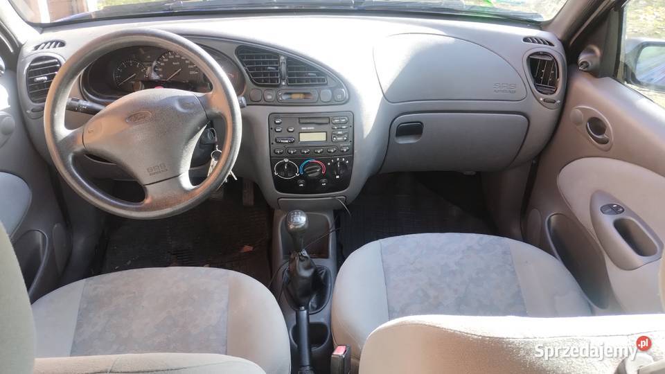 Ford fiesta 12 benzyna klima na dojazdy Hatchback Oleszno