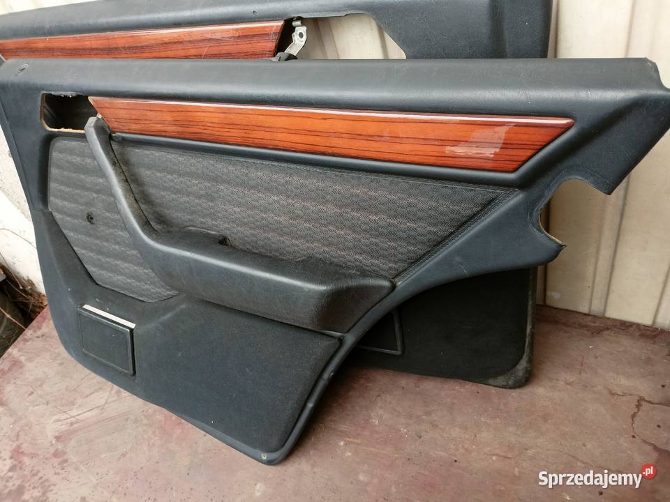 Mercedes W124 boczki drzwiowe czarne tylne prawy Wyposażenie wnętrza Skarżysko-Kamienna