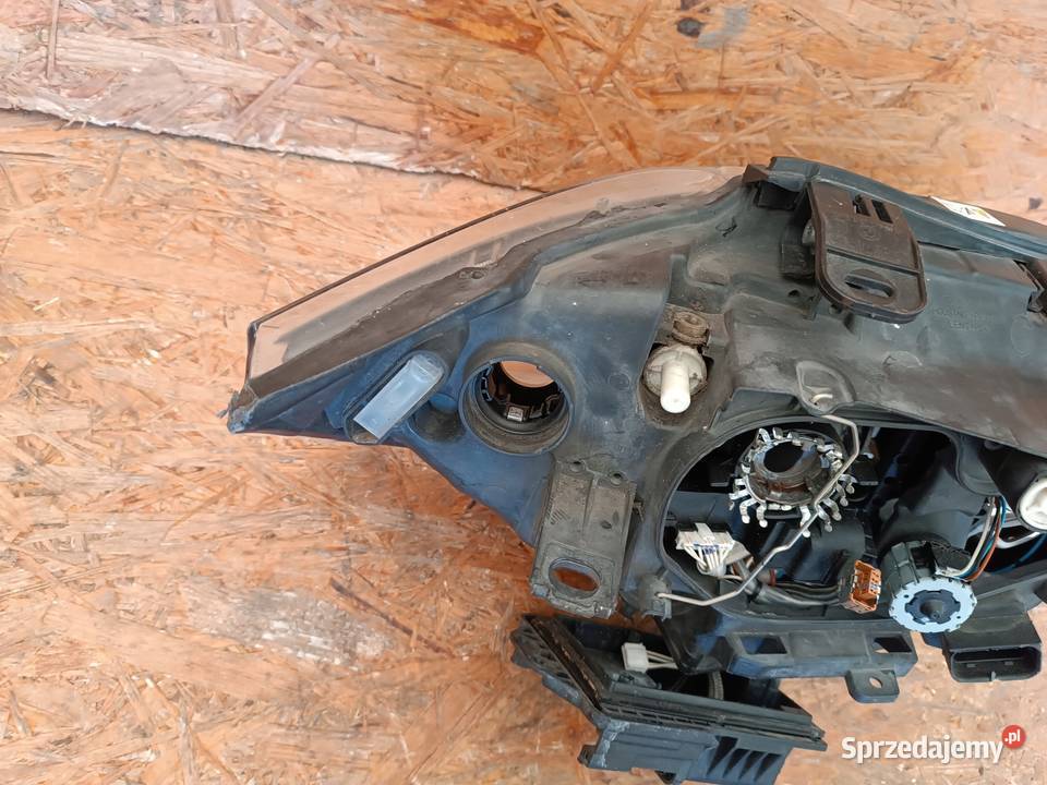 LAMPA LEWY PRZÓD REFLEKTOR EU XENON BMW 1 E81 Nowy Tomyśl