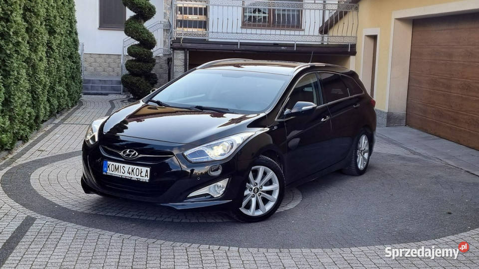 Hyundai i40 Skóry Navi Kamera Xenon 136 Rok produkcji 2012 Samochody osobowe Płońsk