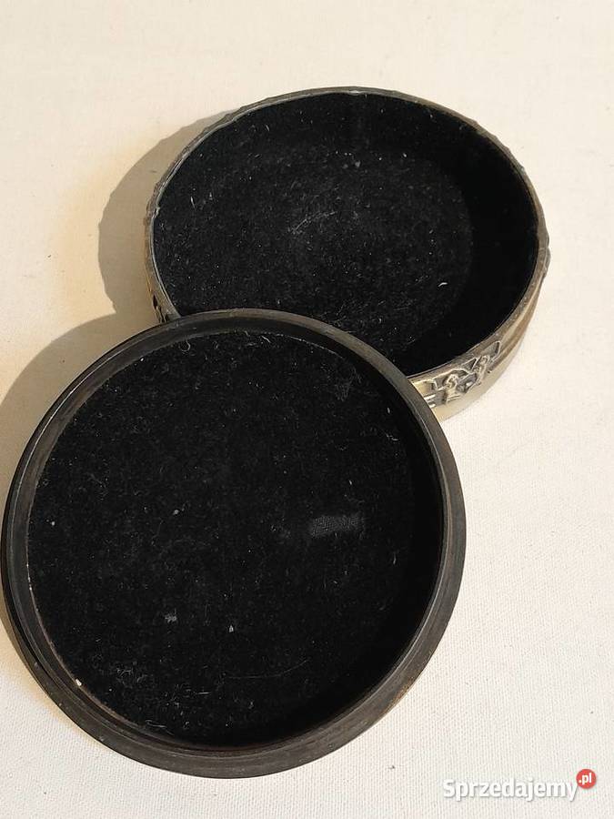 Egipska mosiężna szkatułka na biżuterię używana Dąbrowa Górnicza