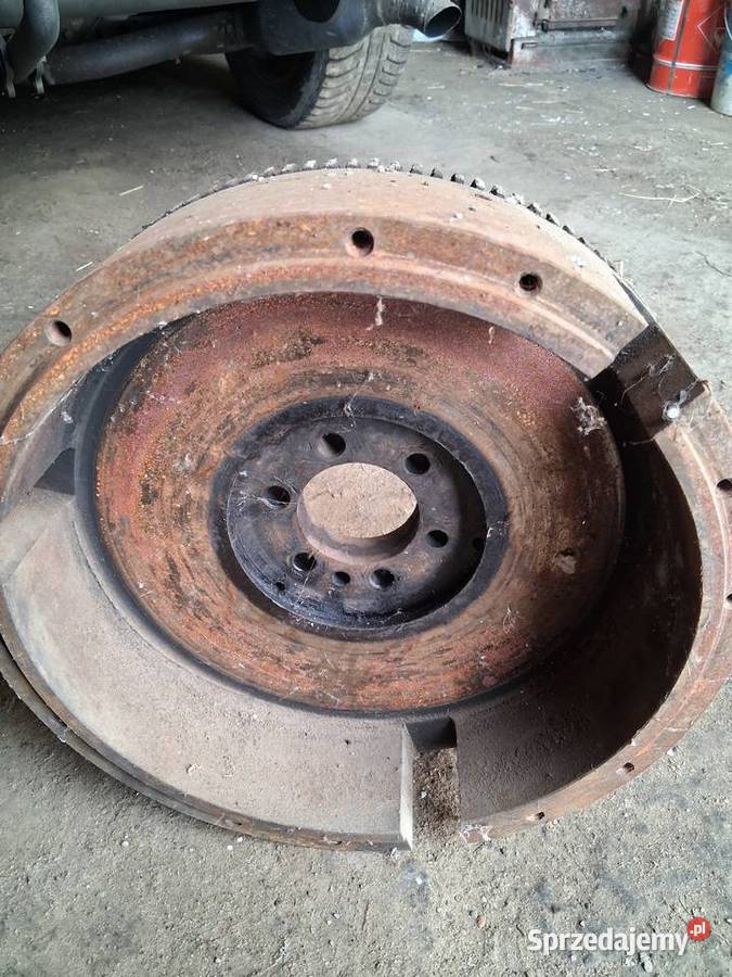 Waga części ursus c360 koło zamachowe zaczep