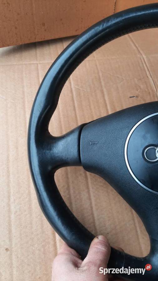 skóra kierownica trójramienna Audi A3 8p z