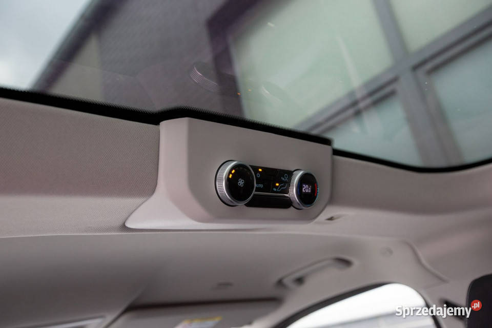 Ford Tourneo Custom 8OSÓB 170 L2H1 szklany dach elektryczne lusterka sprzedam