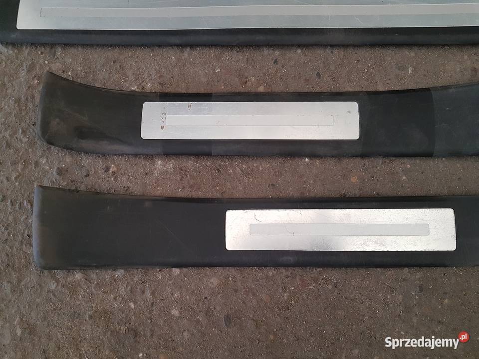 AUDI A4 B7 LISTWA PROGU LISTWA PROGOWA DEKOR osobowe Turek
