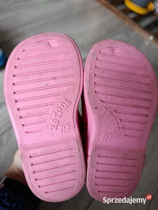 kapcie buty dziewczęce różowe rozmiar 19 długość dziewczynka Poznań