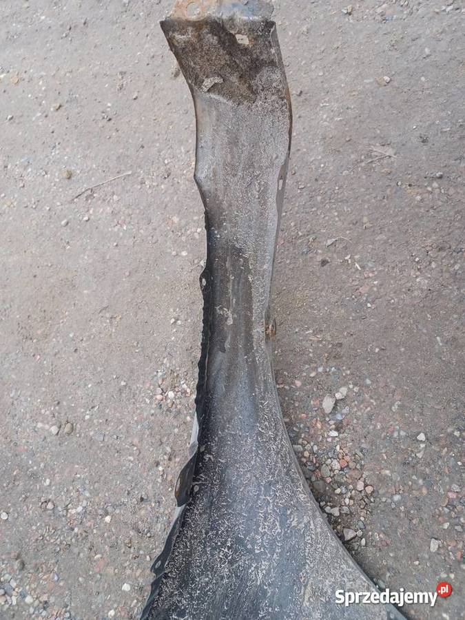 Błotnik Prawy Przód Toyota Yaris 1 I osobowe Wisznice