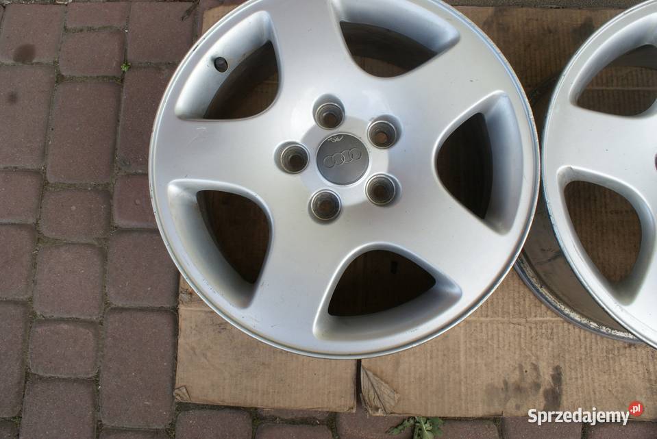 Felgi Alu oryginalne Audi 7Jx15 rozstaw Motoryzacja Nozdrzec