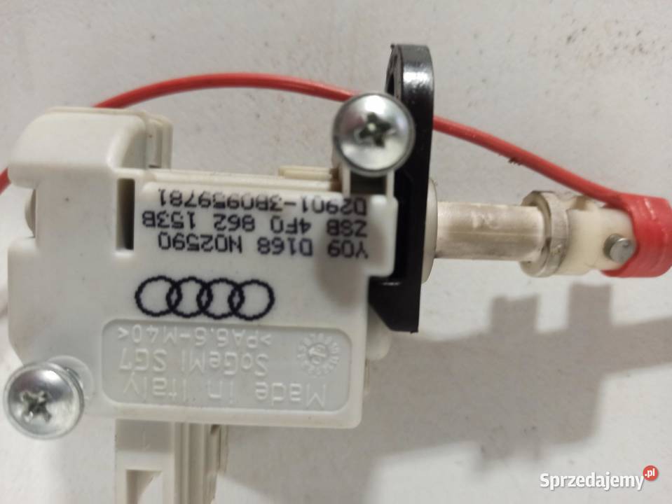AUDI A6 C6 SIŁOWNIK KLAPKI WLEWU PALIWA osobowe