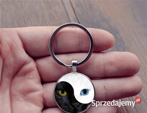 Breloczek do kluczy kocie oczy