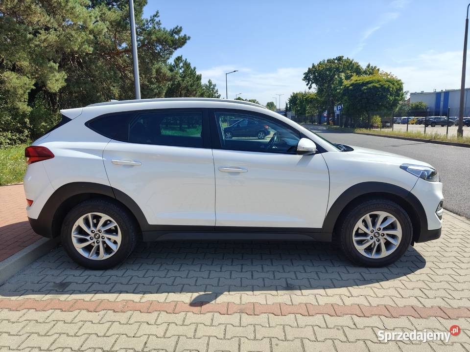 Hyundai Tucson 17 CRDI 115 2016 przebieg 99000 nieuszkodzony Rawicz sprzedam