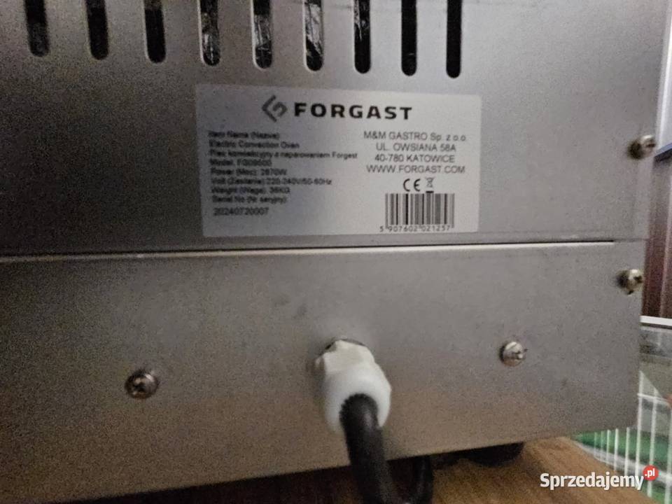 Piec konwekcyjny Forgast z funkcją nawilżania wolnostojące Opole