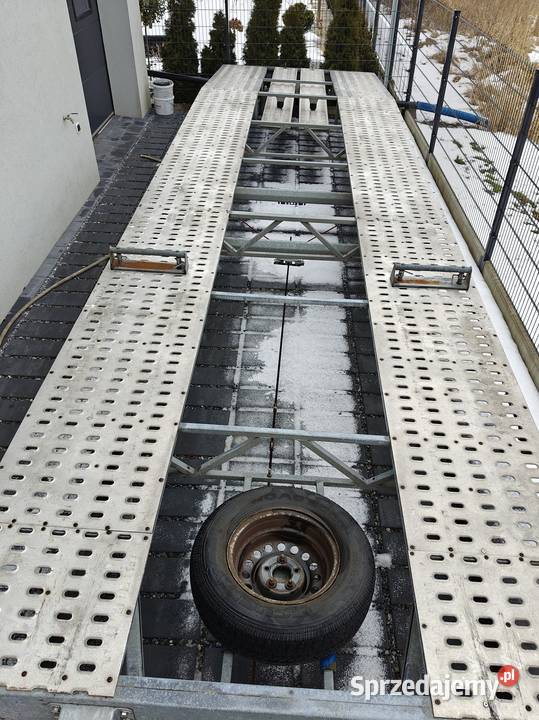 LAWETA BORO 16R85m3500 DMCALKONOWE OPONY R14MAŁO lawety Radomsko sprzedam