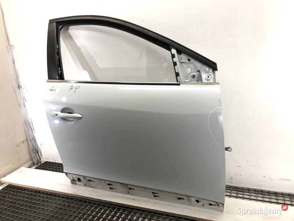 DRZWI PRZÓD PRAWE RENAULT MEGANE III Kombi