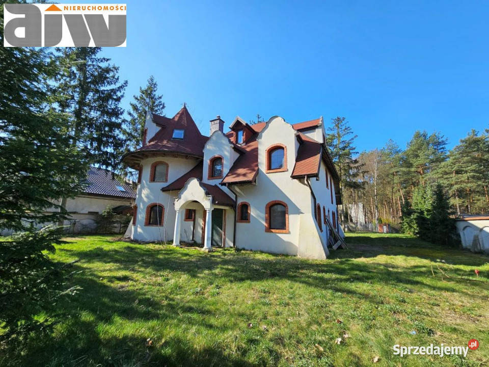 Dom wolnostojący 420m2 Hornówek