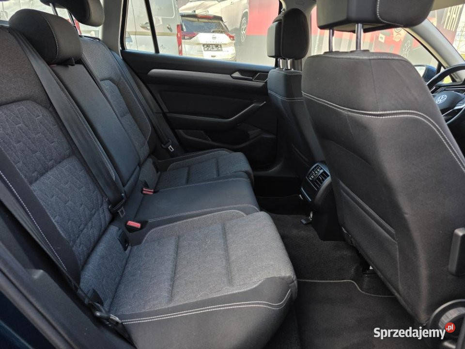 Volkswagen Passat 2023r niski przebieg 88353km wielkopolskie
