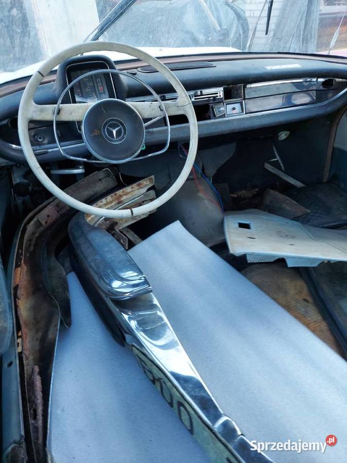 Mercedes w110 do renowacji 190 benzyna Warszawa