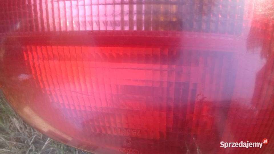 Lampa tylna lewa Audi A4 B5 Avant kombi 9599 osobowe Lampy tylne Kraków