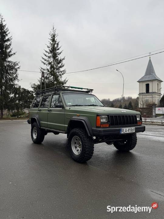 Sprzedam jeep cherokee xj 25 z lpg Zagórz