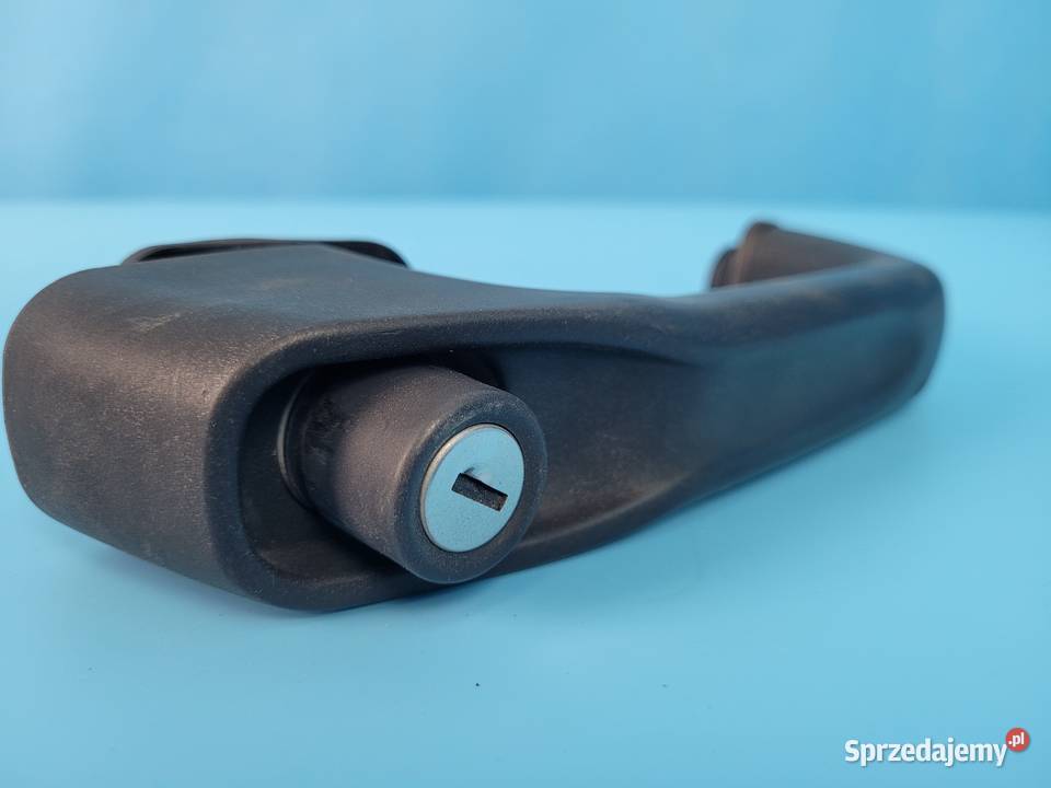 CASE IH PUMA 145 12r KLAMKA UCHWYT DRZWI