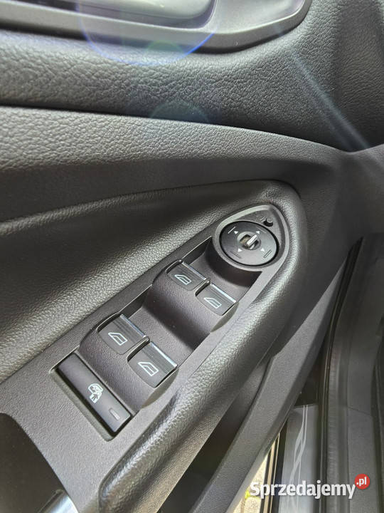 Ford Kuga 4X4 TITANUM Alu Felgi Pół Skóry Navi autoalarm pomorskie Rywałd