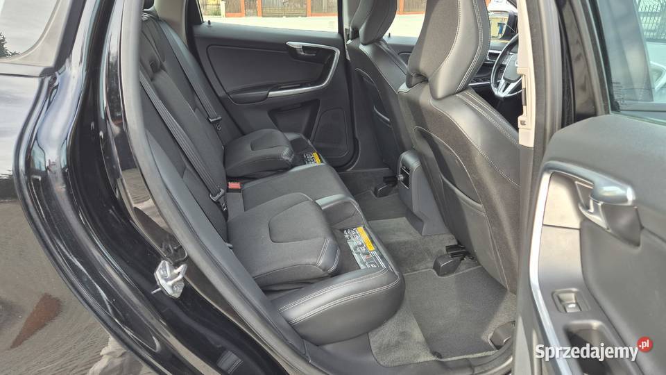 VOLVO CX60 20 181 BEZWYPADKOWY Rzeszów