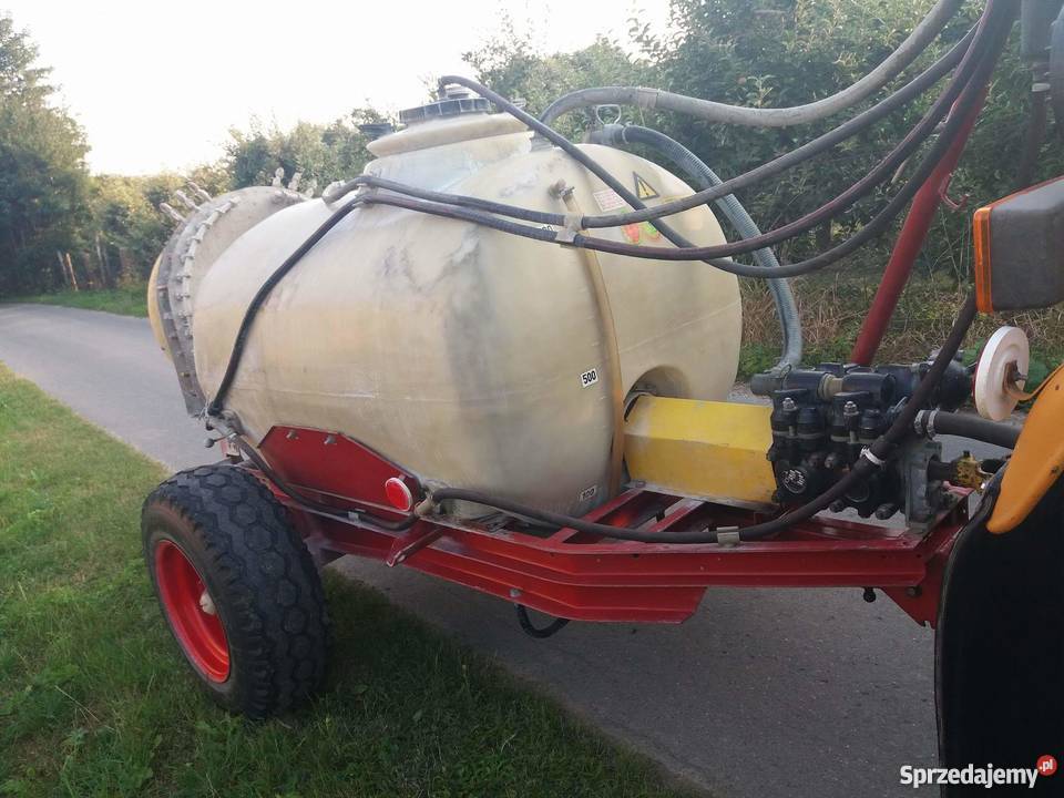Sprzedam Opryskiwacz sadowniczy 1000l Kleczanów sprzedam