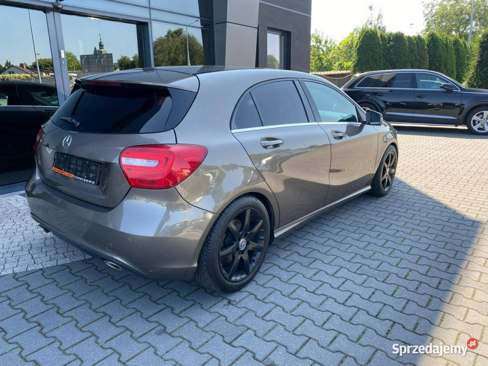 Mercedes A 180 LED BiXenon manual navi PDC garażowany Żory