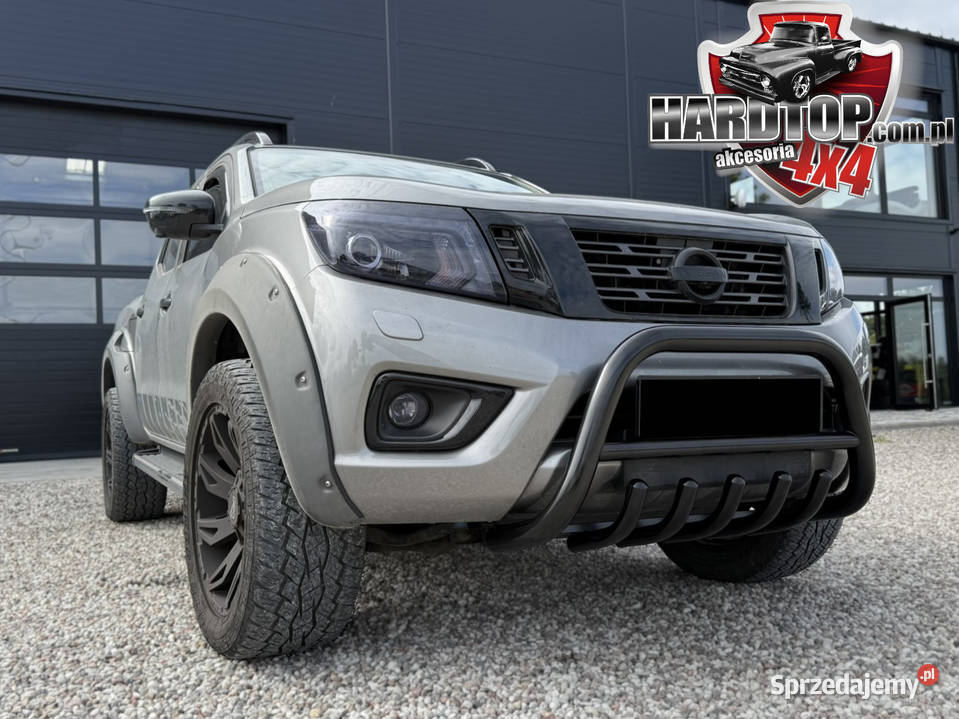 Orurowanie Przednie Czarne Niskie Kły Nissan Rok produkcji 2010 Pasłęk