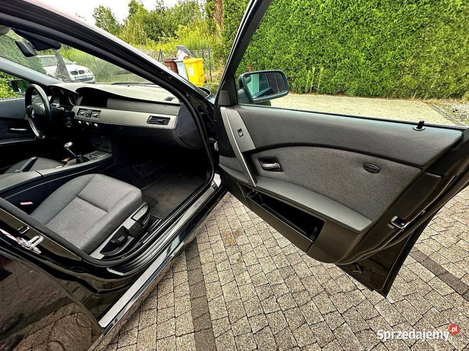BMW 520 BMW e60 520i 22 170 m54b22 Sedan Manual 170KM