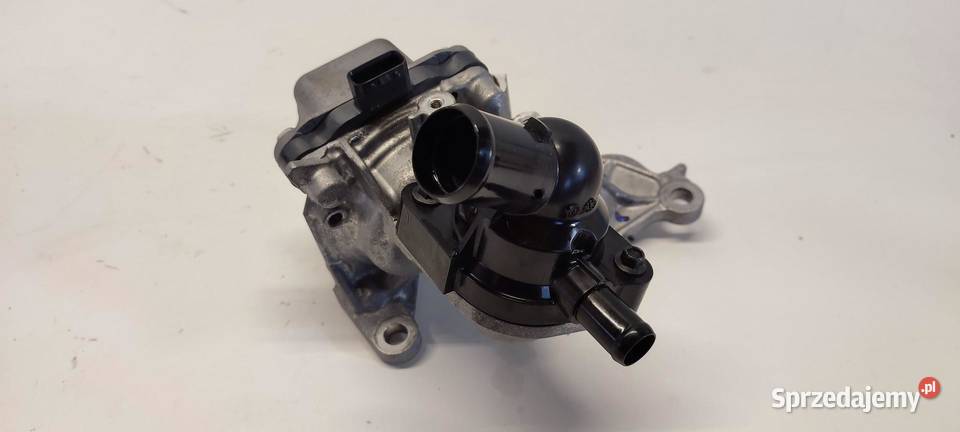 MAZDA 2 TOYOTA YARIS IV POMPA WODY 15 HYBRID sprzedam