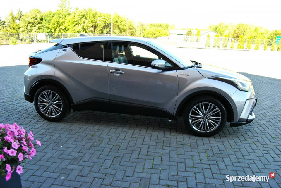 Toyota CHR Salonowy I właściciel 20 152 benz lakier metallic C-HR