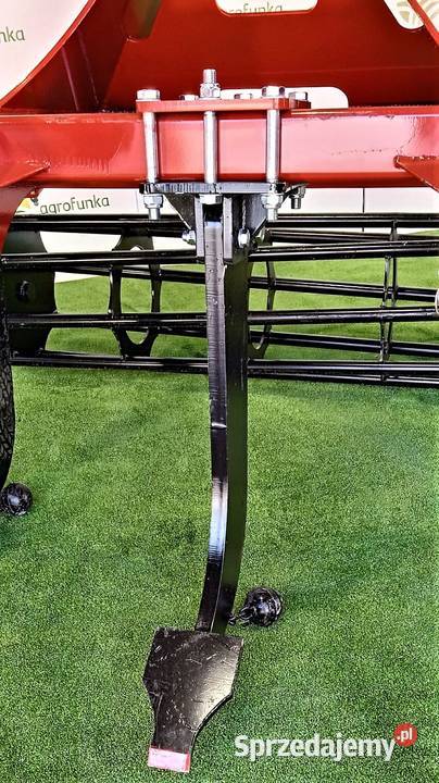 Agregat ścierniskowy Głębosz szerokość 220m nieuszkodzony Sieradz