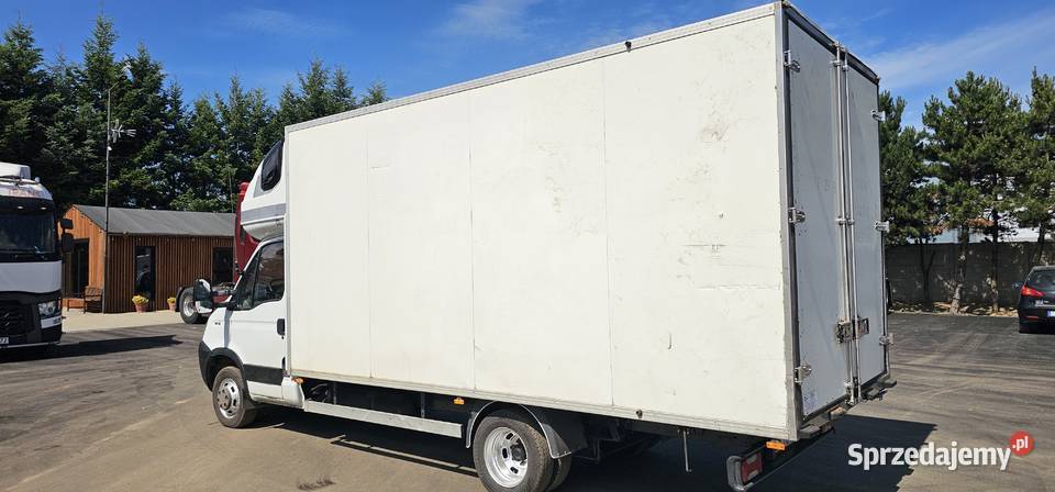 Iveco Daily 30hpi 35C15 Rok produkcji 2011 łódzkie