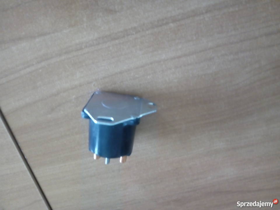 Wyłącznik elektromagnetyczny do maszyn Huty Stalowa Wola