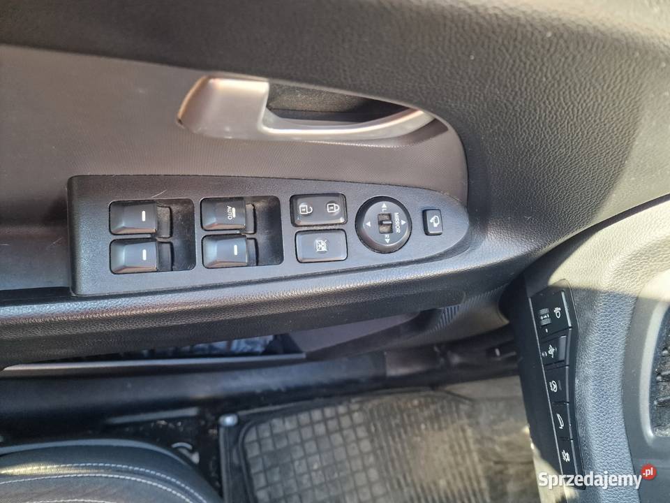 Kia Sportage 17 crdi sprzedam centralny zamek Wadowice
