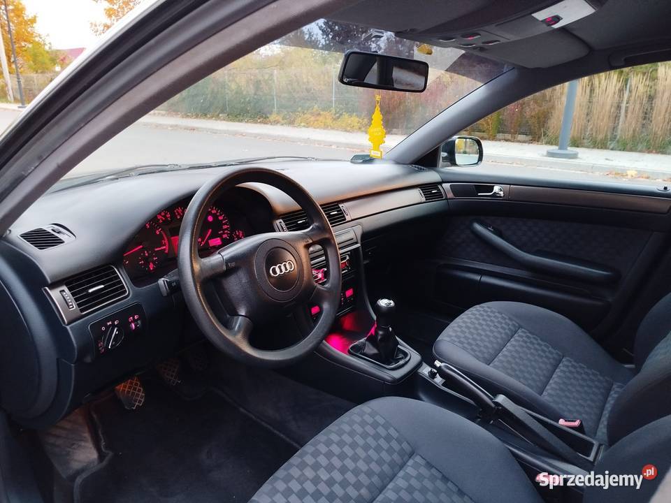 Audi A6 C5 24 benzyna 1998 ładna i zadbana sprzedam