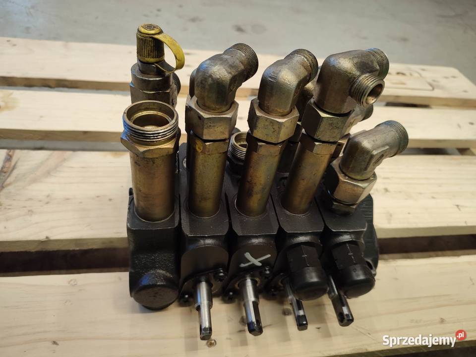 Rozdzielacz hydrauliczny Parker 3469204211