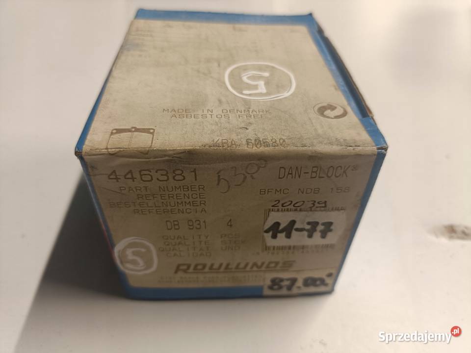 Mazda 323 III PRZEDNIE KLOCKI HAMULCOWE przód