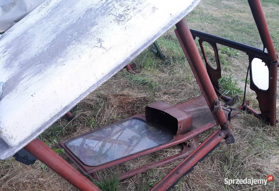 Kabina rurkowa do ciągnika Ursus C330 C328 C325 nieuszkodzony Bucze