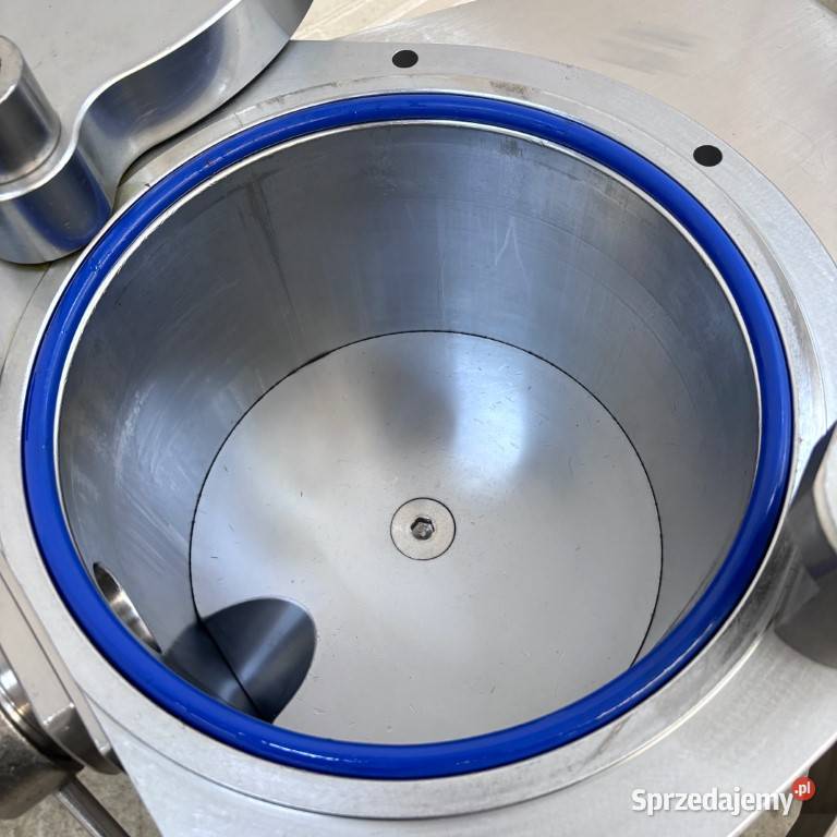 Nadziewarka tłokowa Frey MF 30