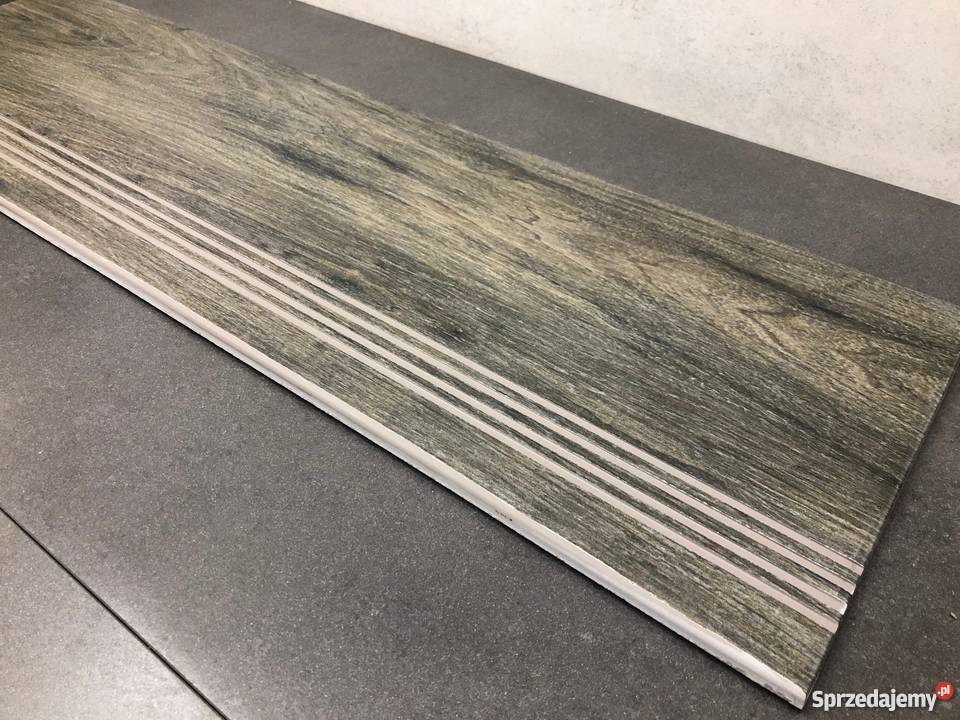 Płytki na schody drewnopodobne 100x30 schody Łask