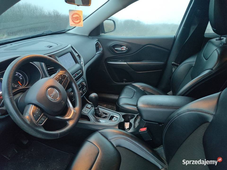 Jeep Cherokee lift 24 2019r Siedlce sprzedam