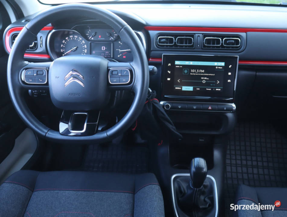 Citroen C3 12 PureTech czujnik zmierzchu