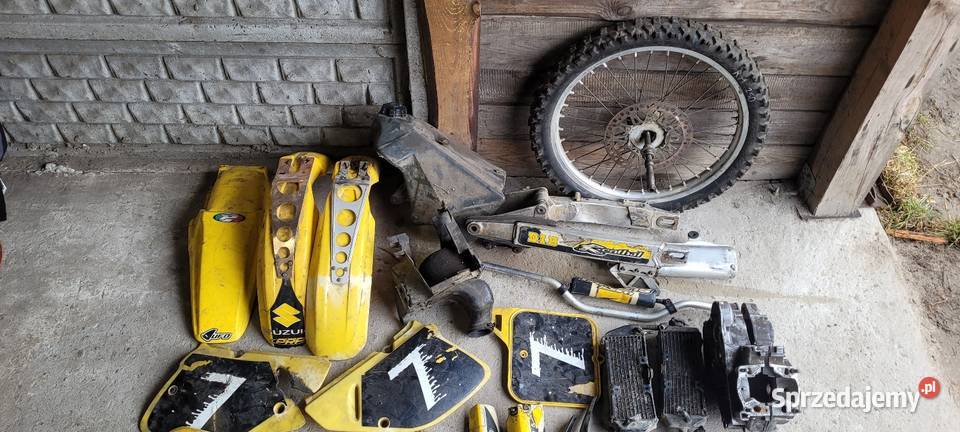 Suzuki RM 250 9596r pozostałości cześci Wieluń