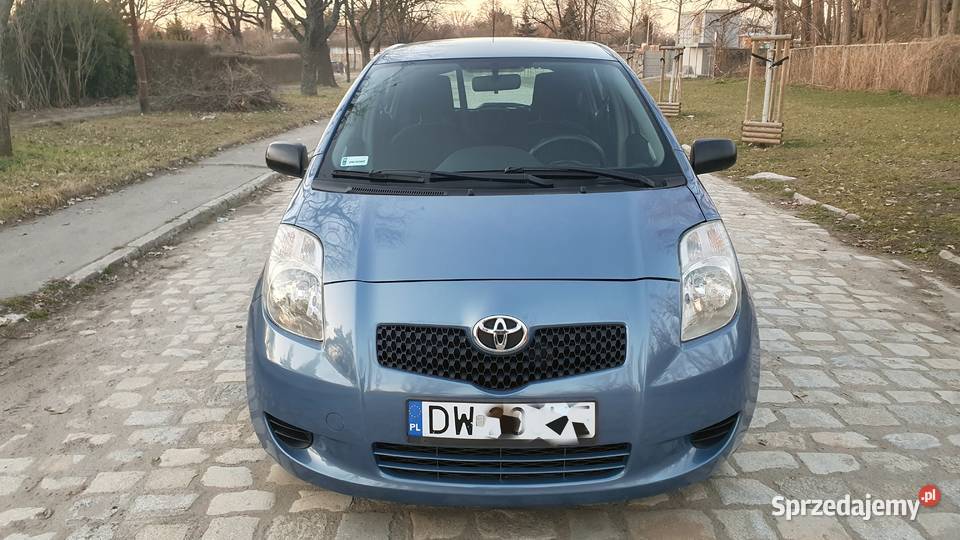 Toyota Yaris 2008r 13 benzyna 87 salonowy